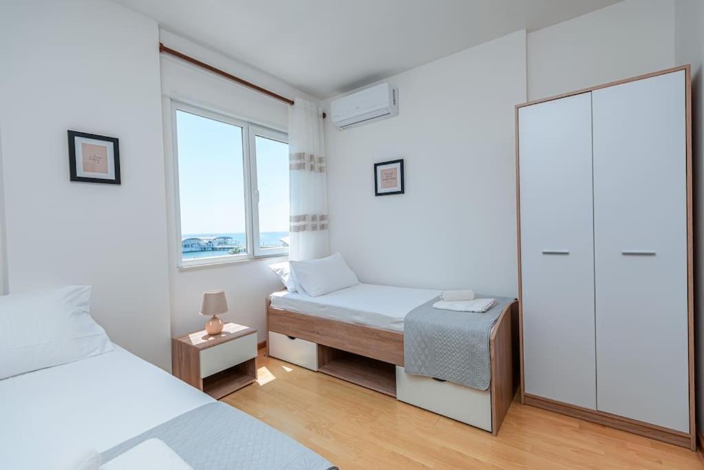 Grand View Apartment Durres Exterior photo