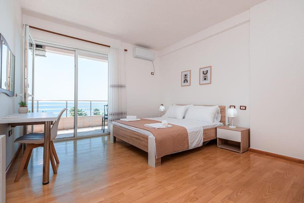 Grand View Apartment Durres Exterior photo